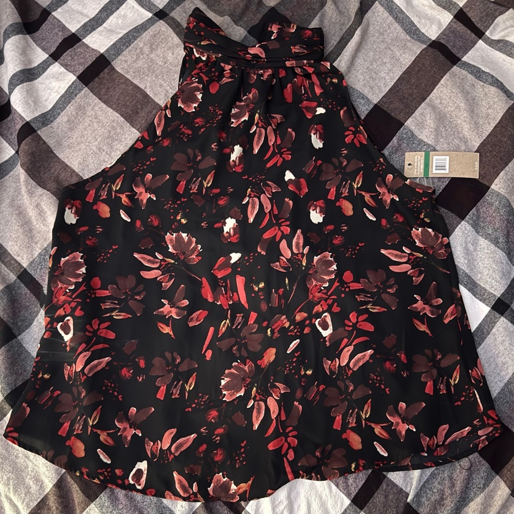 Elegant Floral Halter Neck Blouse - Black and Red